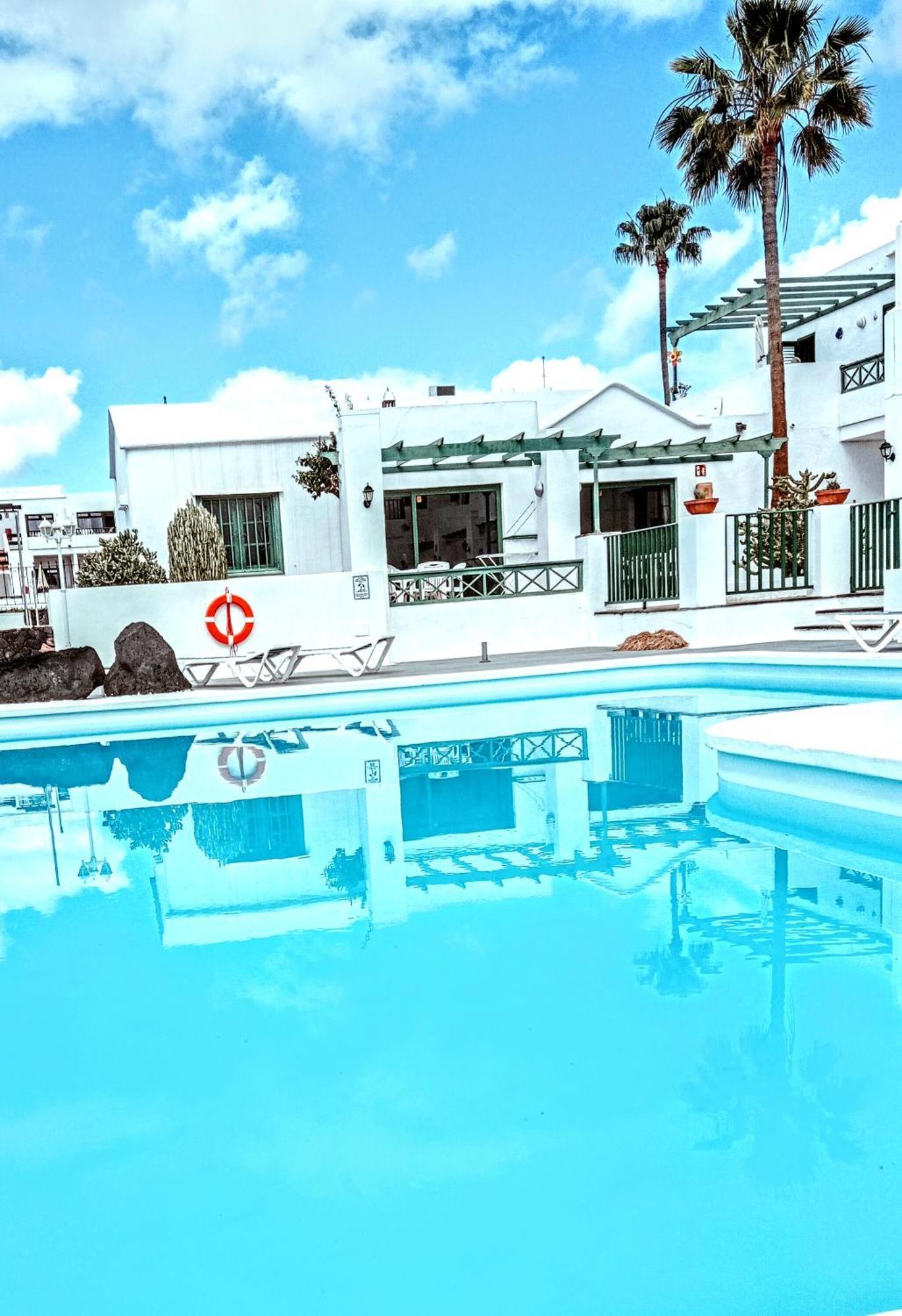 Apartamentos Las Acacias Puerto del Carmen  Ngoại thất bức ảnh