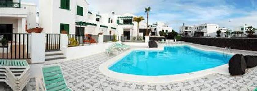 Apartamentos Las Acacias Puerto del Carmen  Ngoại thất bức ảnh