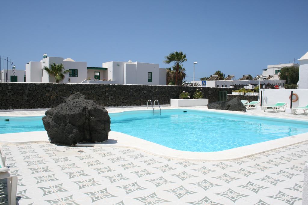 Apartamentos Las Acacias Puerto del Carmen  Ngoại thất bức ảnh