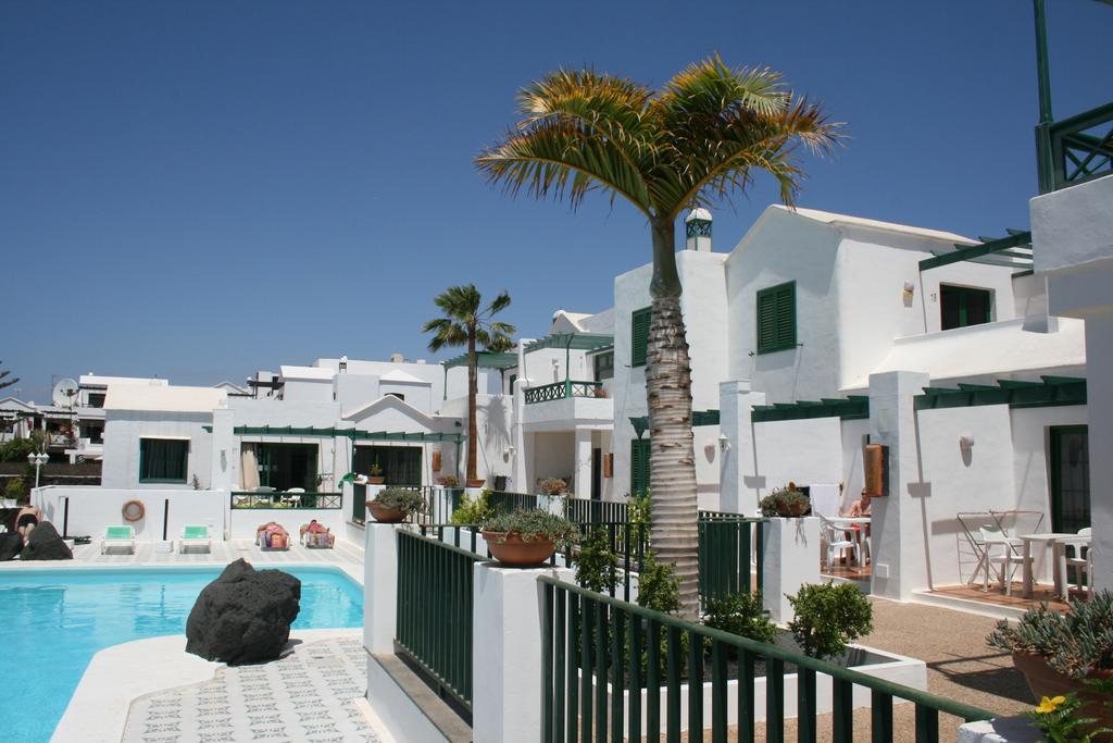 Apartamentos Las Acacias Puerto del Carmen  Ngoại thất bức ảnh