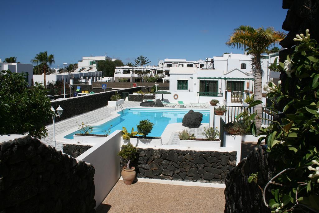 Apartamentos Las Acacias Puerto del Carmen  Ngoại thất bức ảnh